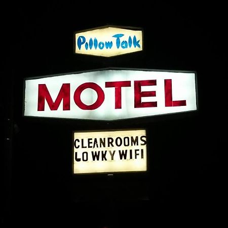 Pillow Talk Motel Wellington Экстерьер фото