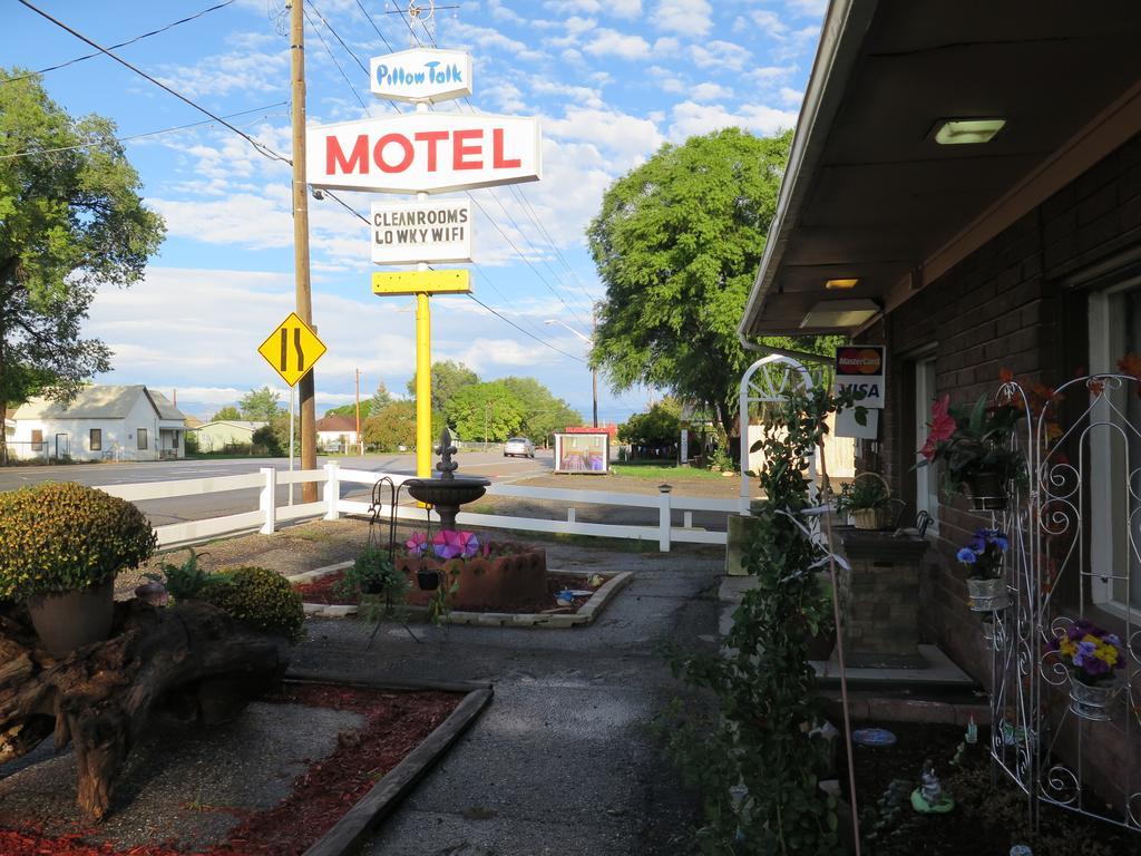 Pillow Talk Motel Wellington Экстерьер фото