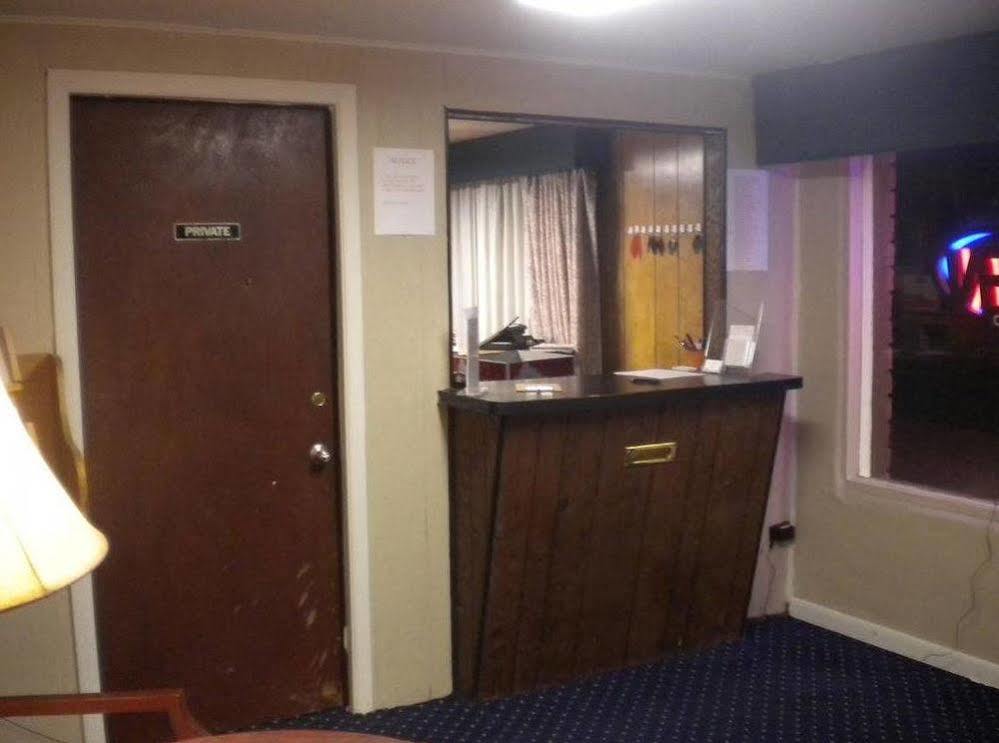 Pillow Talk Motel Wellington Экстерьер фото