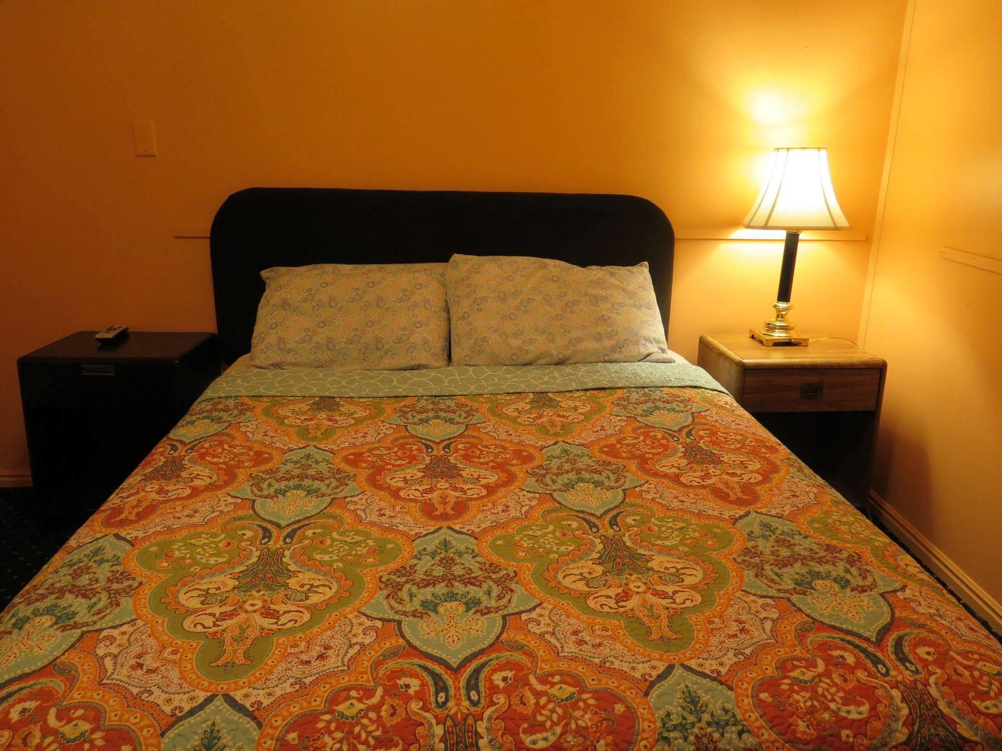 Pillow Talk Motel Wellington Экстерьер фото